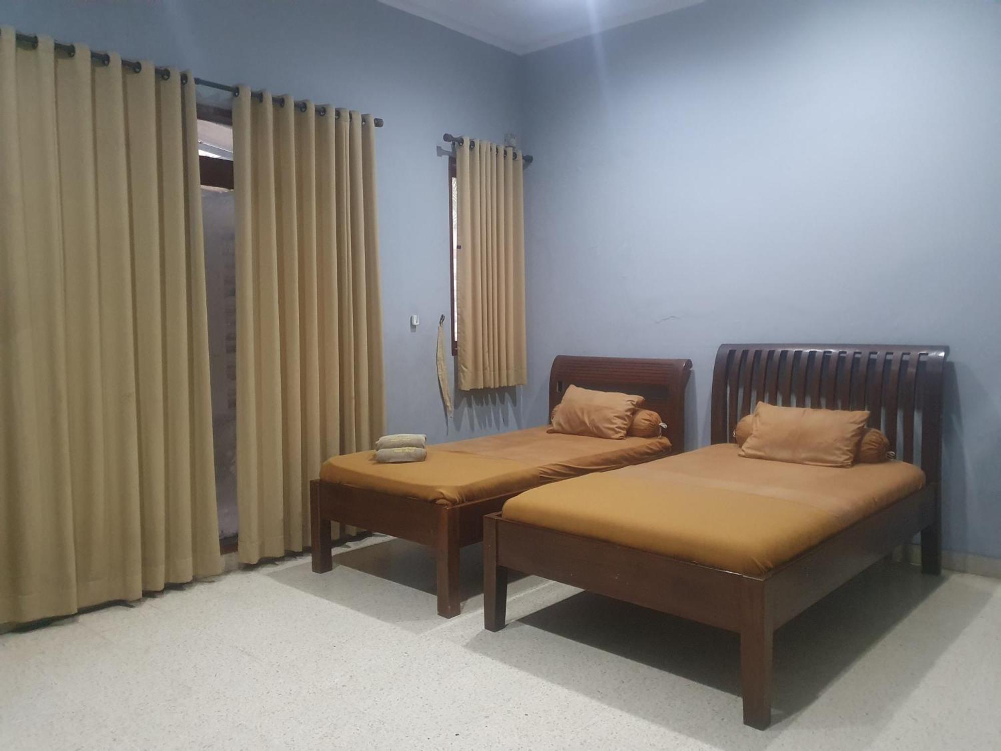 Ruang Tidur At Dpalma Bogor Hotel Buitenkant foto